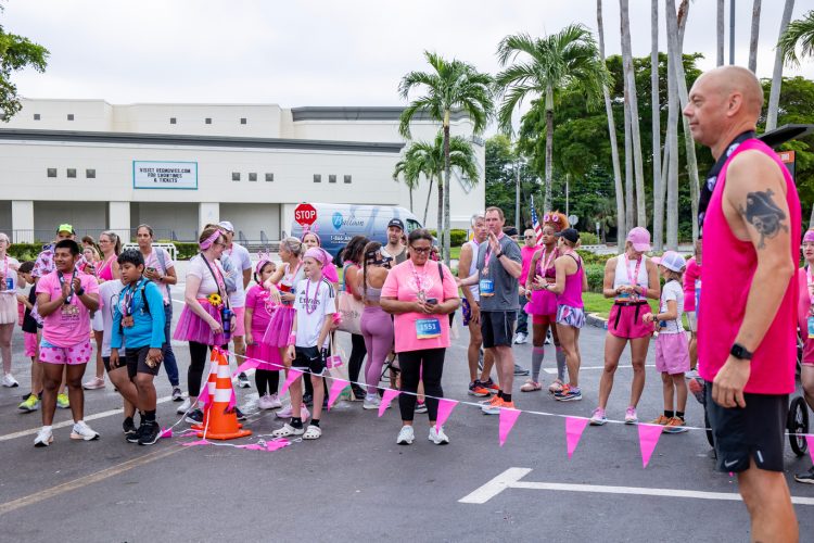 Pink-Run-1077