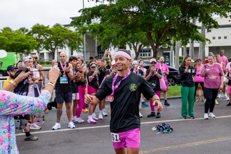 Pink-Run-1078
