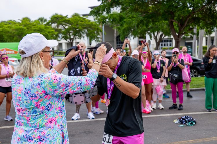 Pink-Run-1079