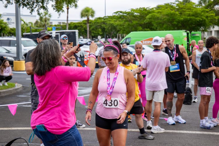 Pink-Run-1087