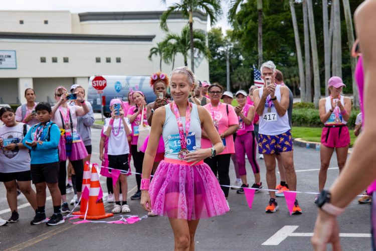 Pink-Run-1093