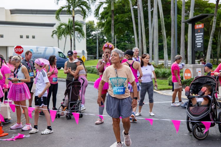 Pink-Run-1136