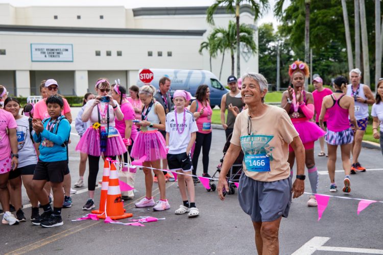 Pink-Run-1137