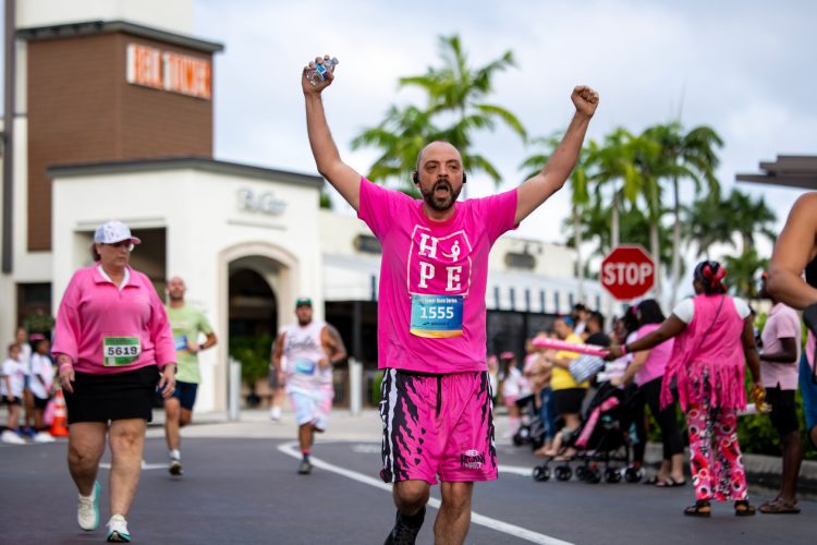 Pink-Run-404
