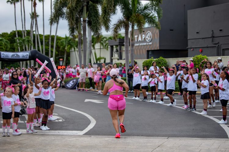 Pink-Run-718