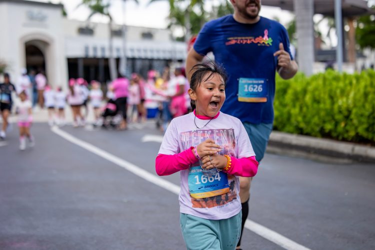 Pink-Run-879